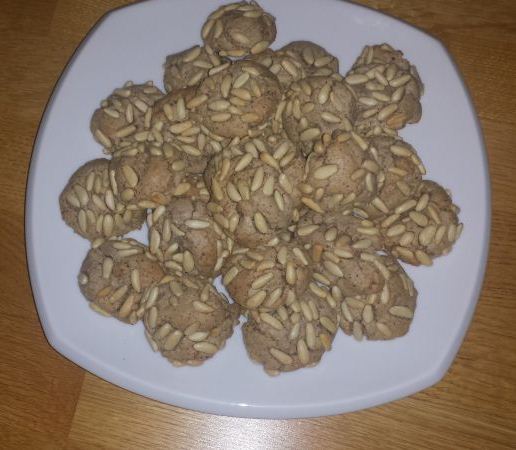 Pinoli-Haselnuss-Kekse