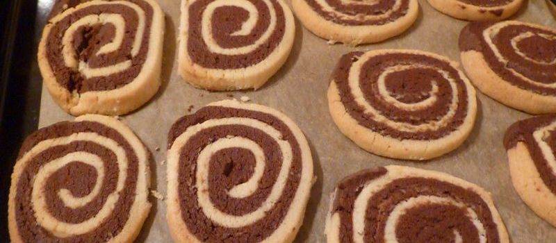 weihnachtskekse-schwarz-weiss-gebaeck-pro-natura weihnachtskekse-schwarz-weiss-gebaeck-pro-natura